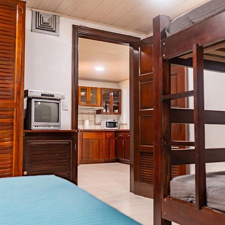 Appartamento Paradise Breeze 2Bdr Near Quepos Manuel Antonio Esterno foto